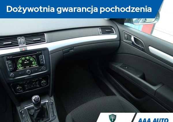 Skoda Superb cena 50000 przebieg: 144305, rok produkcji 2015 z Cedynia małe 326